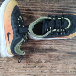 Toddler Nike Air Max sneakers